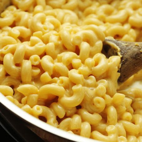 3-Ingredient Stovetop Macaroni and Cheese Recipe